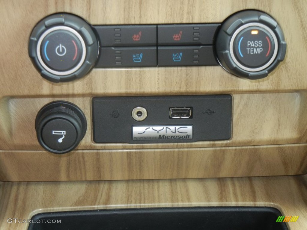 2011 Ford F150 Lariat SuperCrew Controls Photo #62263525