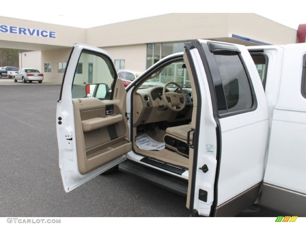 2004 F150 XLT SuperCab - Oxford White / Tan photo #11