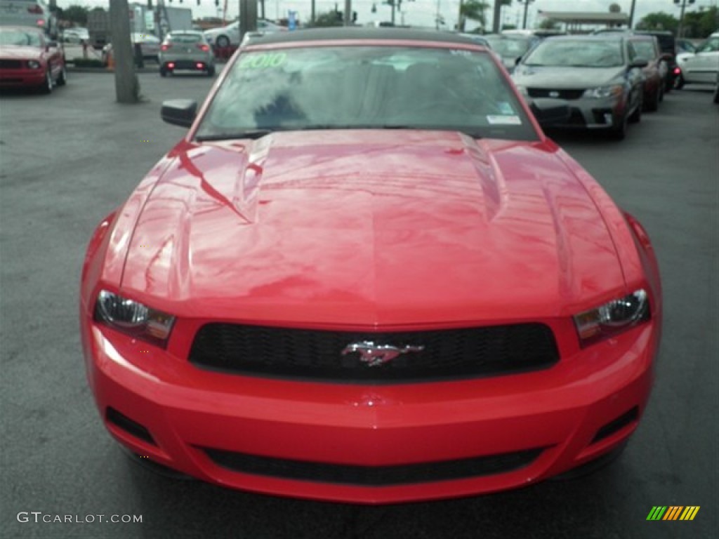 2010 Mustang V6 Premium Convertible - Torch Red / Charcoal Black photo #3