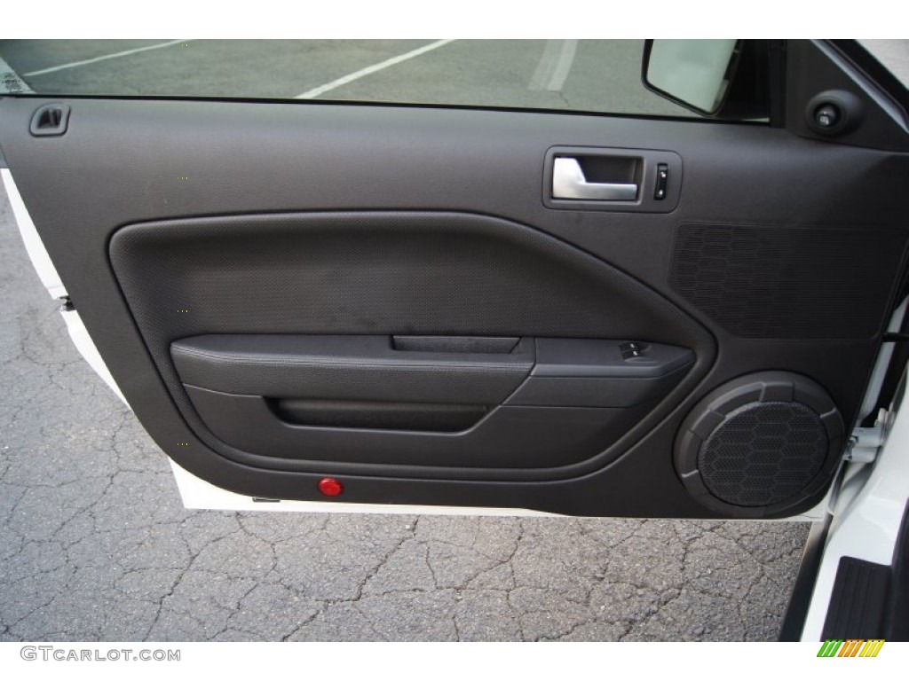 2008 Ford Mustang Shelby GT500 Coupe Door Panel Photos