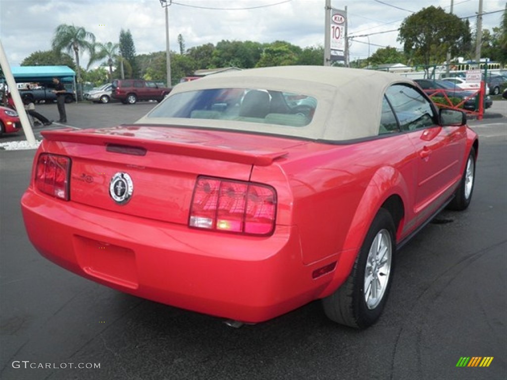 2008 Mustang V6 Deluxe Convertible - Torch Red / Medium Parchment photo #11