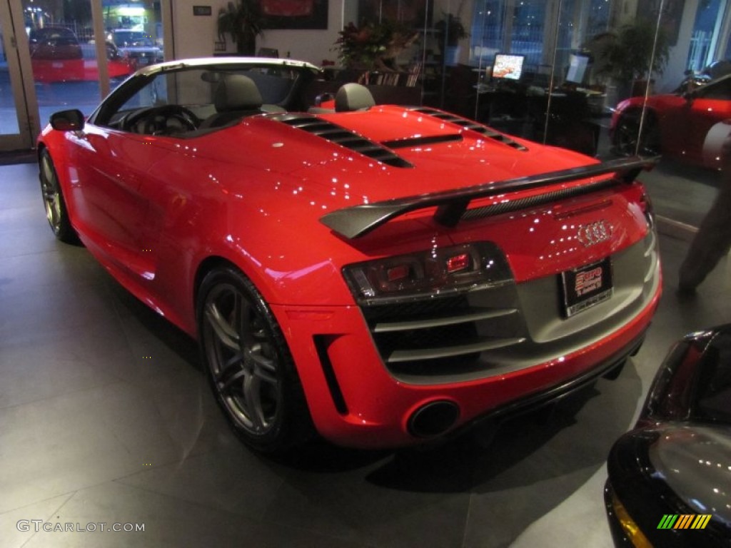 2012 R8 GT Spyder - Brilliant Red / Black photo #4