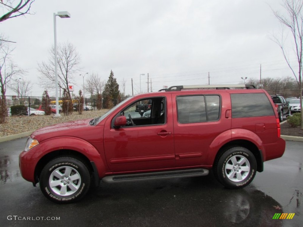 2011 Pathfinder SV 4x4 - Red Brick / Graphite photo #4