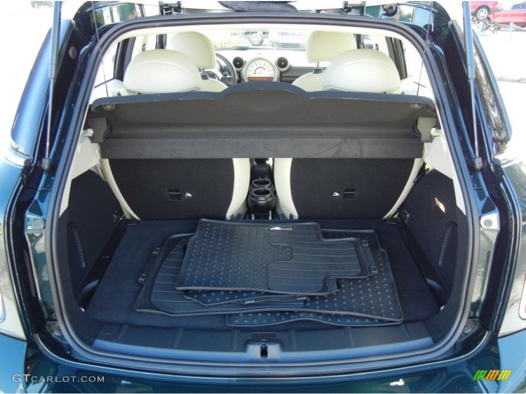 2011 Mini Cooper S Countryman Trunk Photos