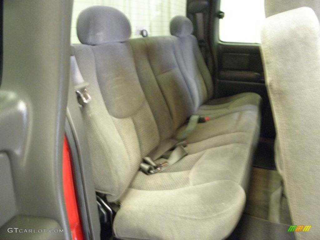 2004 Silverado 2500HD LS Extended Cab 4x4 - Victory Red / Dark Charcoal photo #11