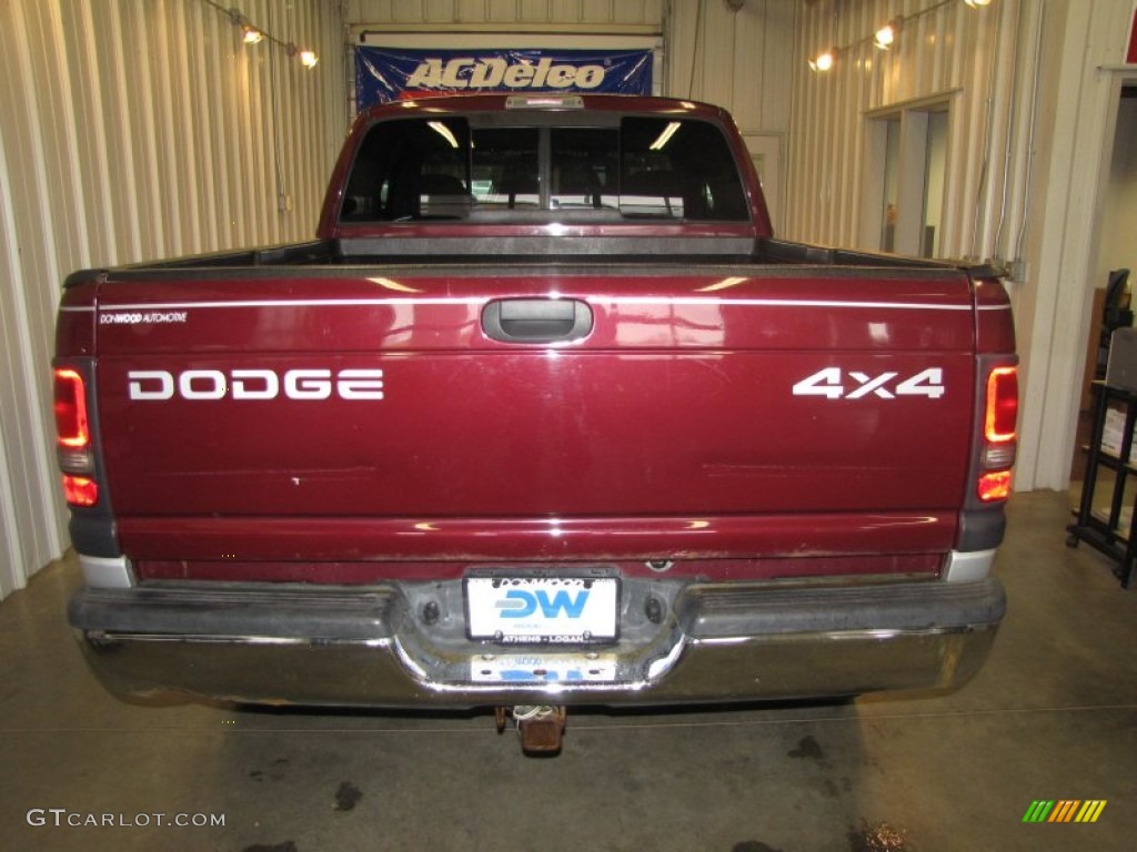 2001 Ram 1500 ST Club Cab 4x4 - Dark Garnet Red Pearl / Agate photo #7