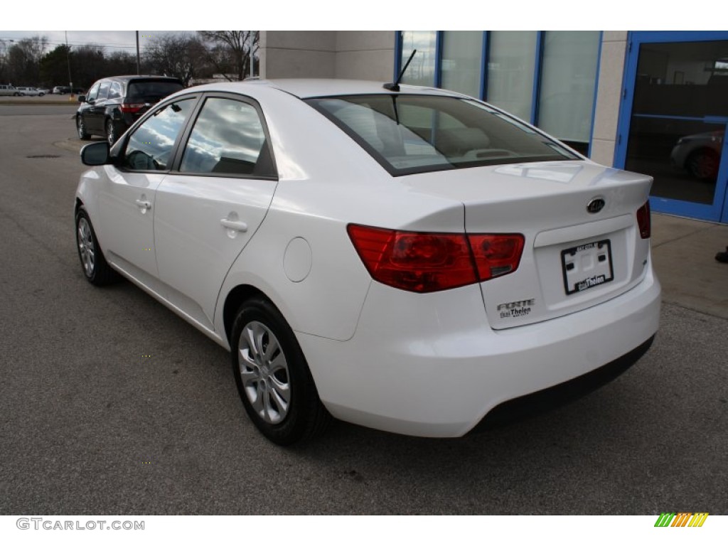 2011 Forte EX - Clear White / Stone photo #4