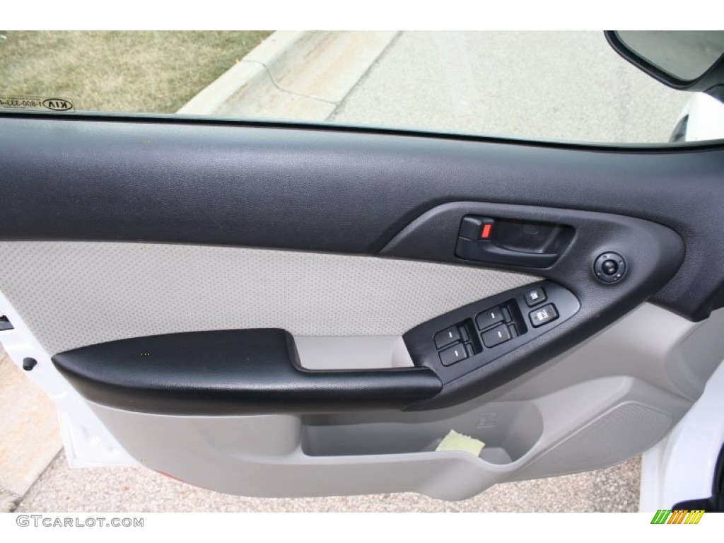 2011 Forte EX - Clear White / Stone photo #12
