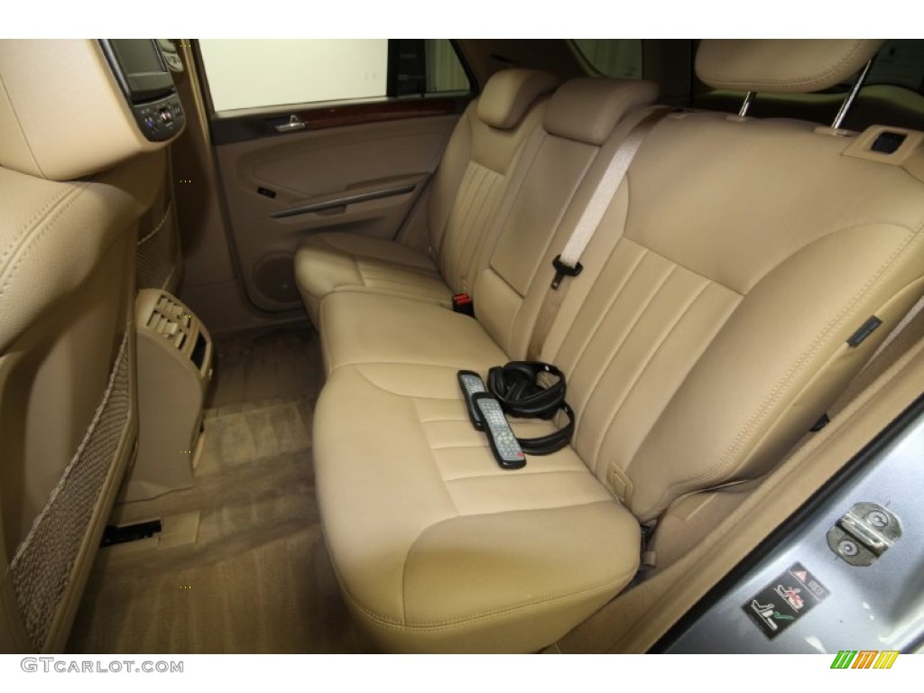 Macadamia Interior 2007 Mercedes-Benz ML 350 4Matic Photo #62280700