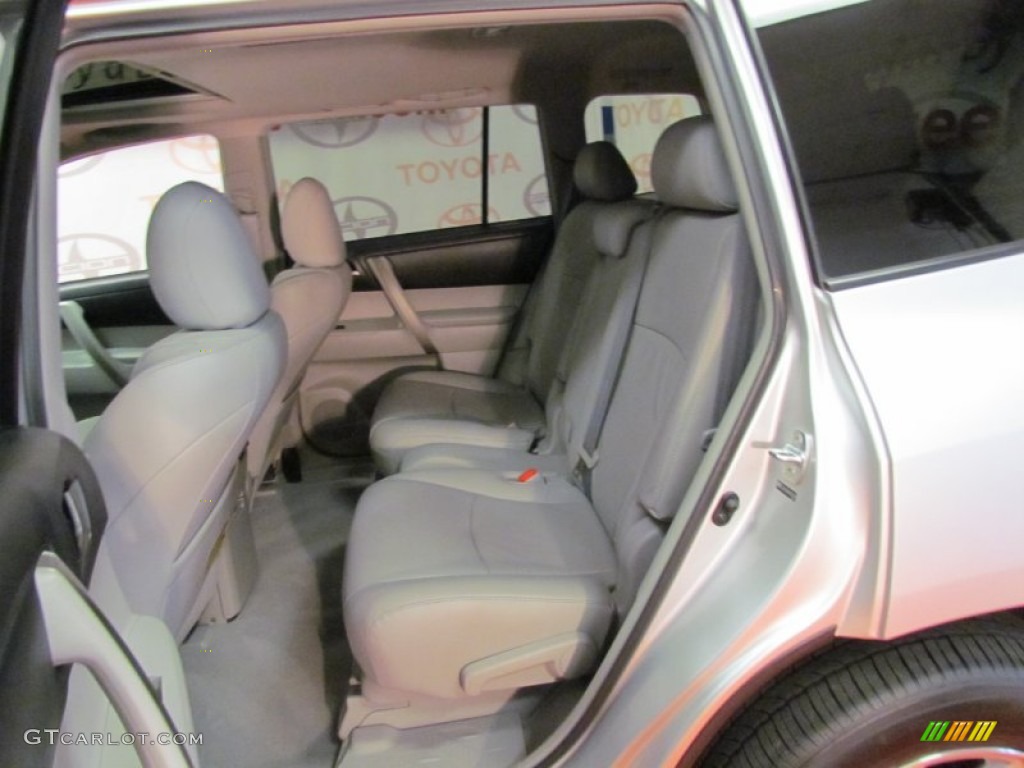 2010 Highlander SE 4WD - Classic Silver Metallic / Ash photo #9