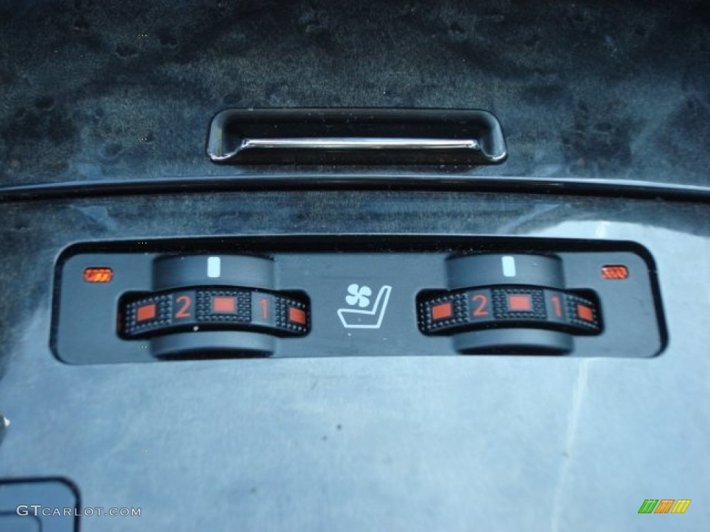 2009 Lexus IS 350 Controls Photos