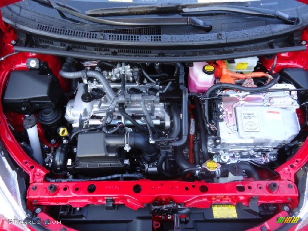 2012 Toyota Prius c Hybrid Two 1.5 Liter DOHC 16-Valve VVT-i 4 Cylinder Gasoline/Electric Hybrid Engine Photo #62295905
