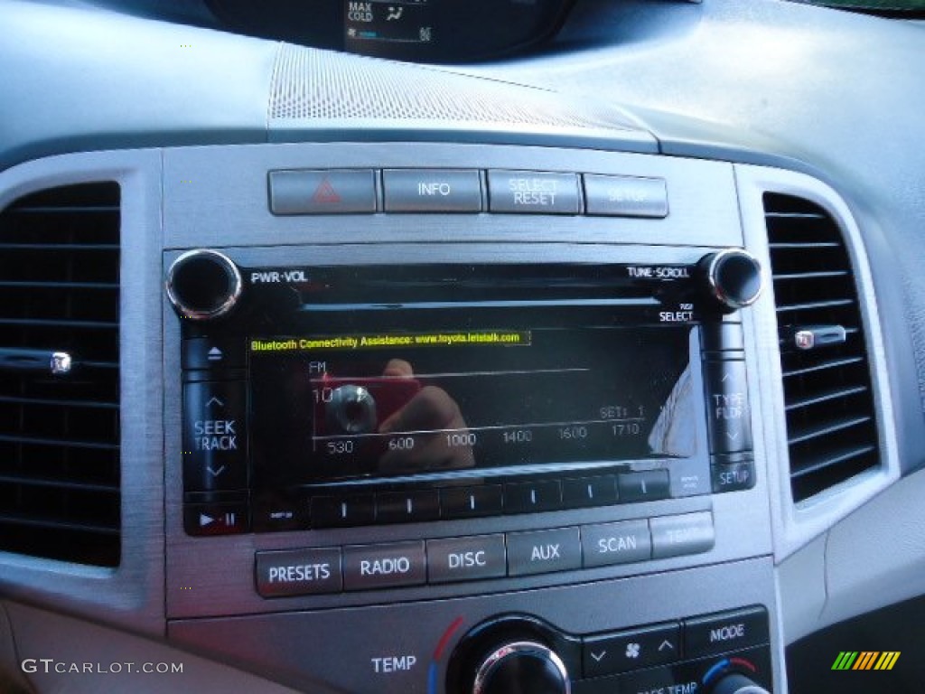 2012 Toyota Venza XLE AWD Audio System Photos