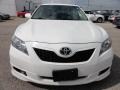 Super White - Camry SE Photo No. 4