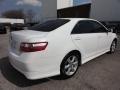 Super White - Camry SE Photo No. 9