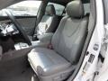Super White - Camry SE Photo No. 18
