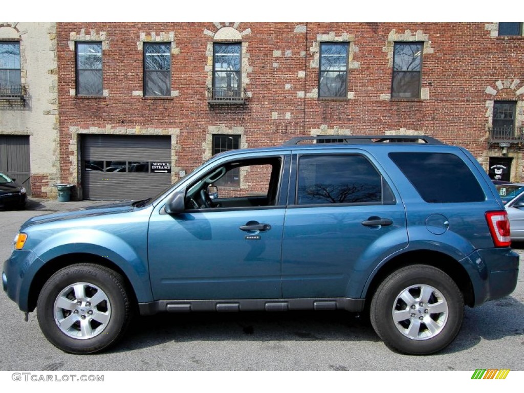 2010 Escape XLT 4WD - Steel Blue Metallic / Charcoal Black photo #3