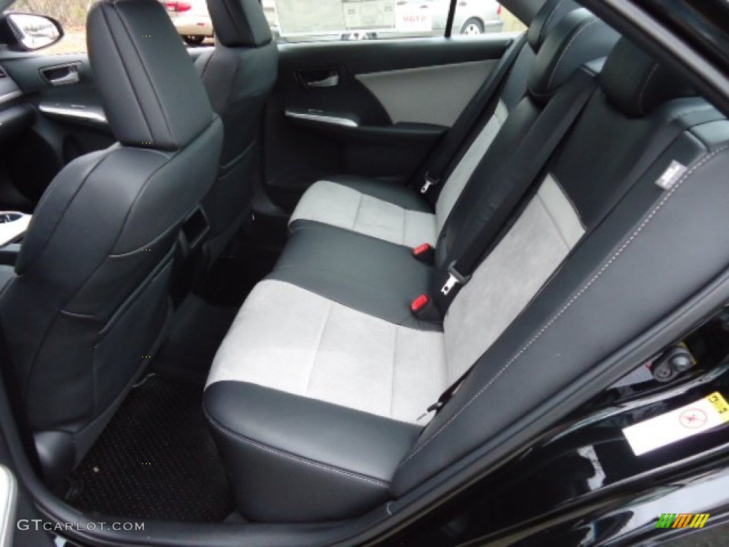 Black/Ash Interior 2012 Toyota Camry SE Photo #62298317