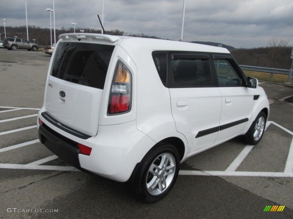 Clear White 2010 Kia Soul + Exterior Photo #62300075