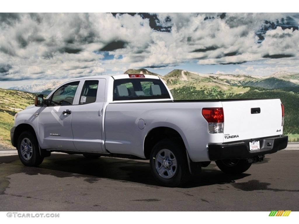 2012 Tundra Double Cab 4x4 - Super White / Graphite photo #2