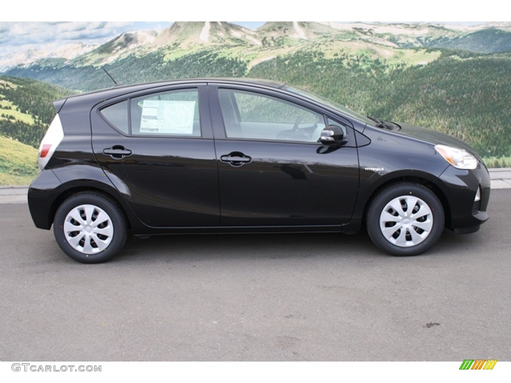 Black Sand Pearl 2012 Toyota Prius c Hybrid Two Exterior Photo #62305820