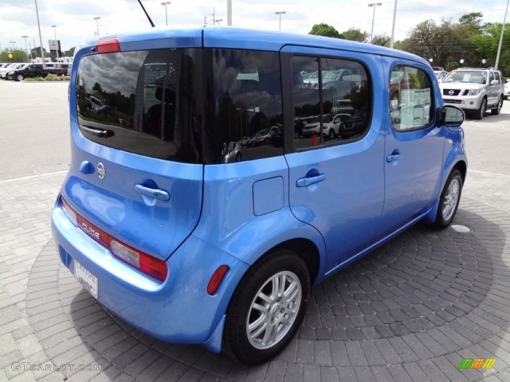 2012 Nissan cube bali blue