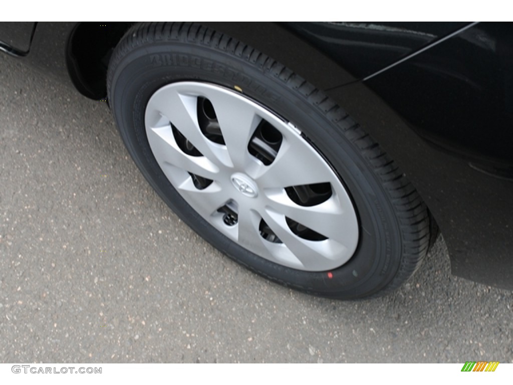 2012 Toyota Prius c Hybrid Two Wheel Photo #62305924