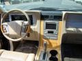 2008 Black Lincoln Navigator Luxury  photo #19