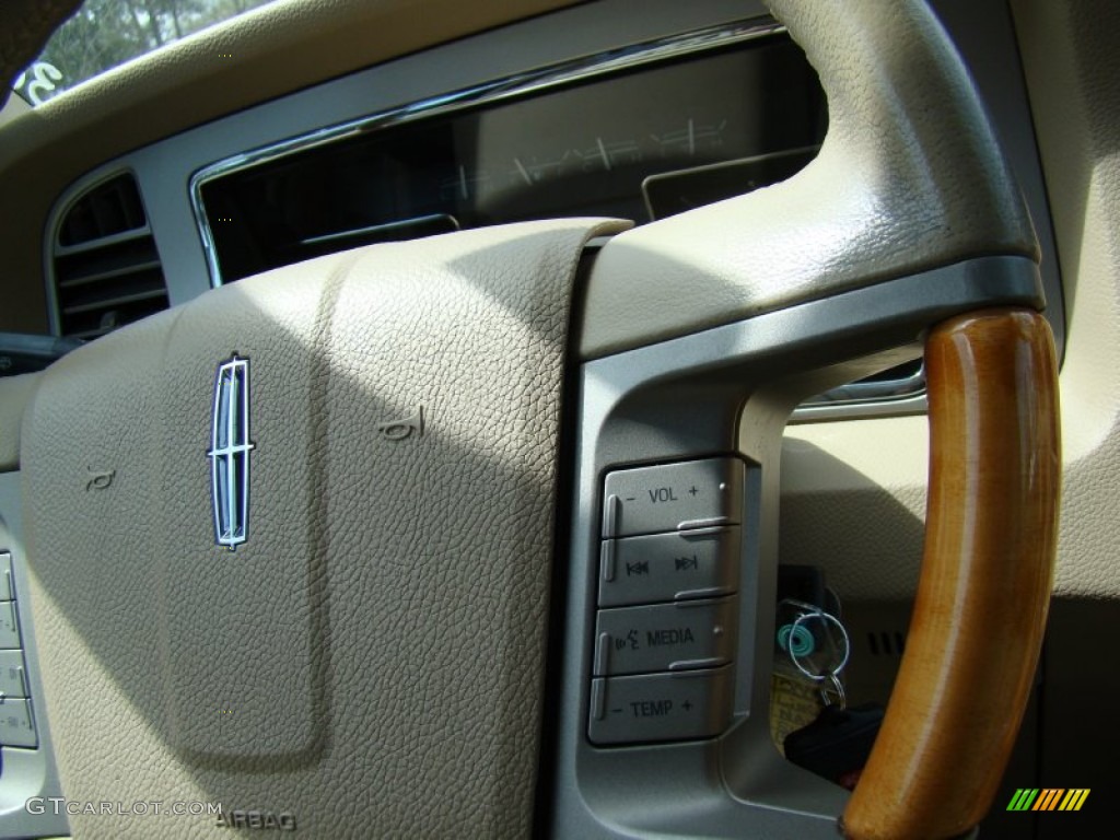 2008 Navigator Luxury - Black / Camel/Sand Piping photo #28