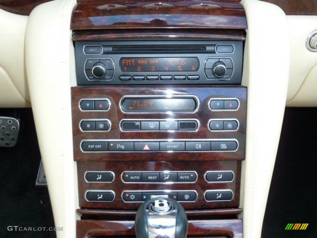 2008 Bentley Azure Standard Azure Model Controls Photo #62308697