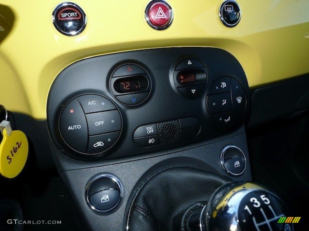 2012 Fiat 500 Sport Controls Photo #62308910