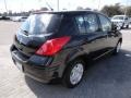 Super Black - Versa 1.8 S Hatchback Photo No. 9