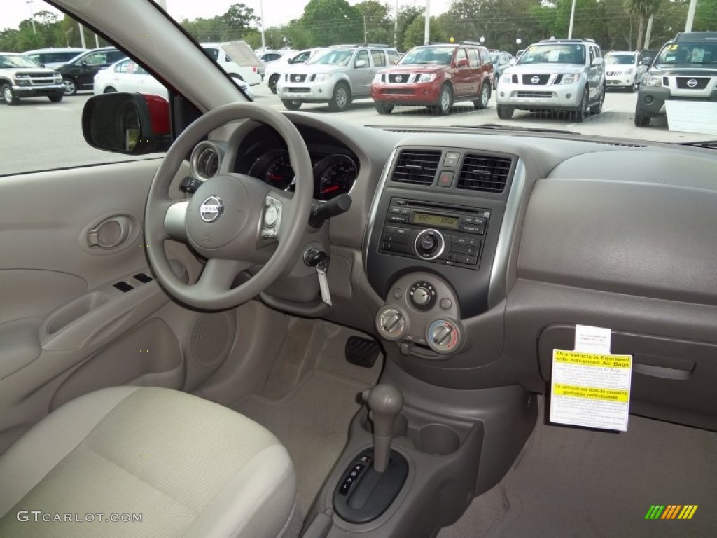 2012 Nissan Versa 1.6 SV Sedan Charcoal Dashboard Photo #62309765