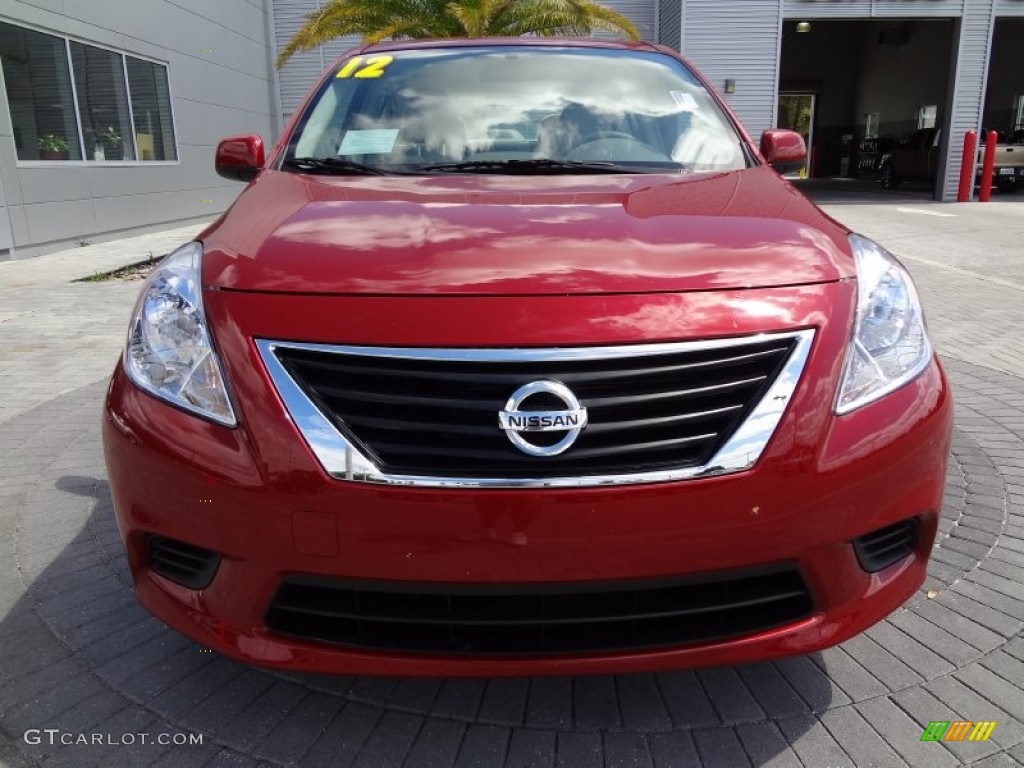 2012 Versa 1.6 SV Sedan - Red Brick / Charcoal photo #13