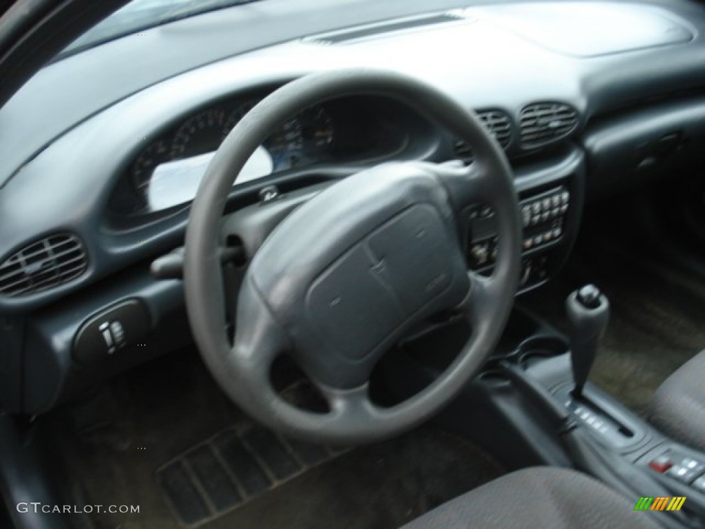 2000 Sunfire SE Sedan - Spruce Green Metallic / Graphite photo #8
