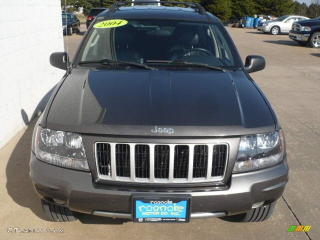 2004 Grand Cherokee Freedom Edition 4x4 - Graphite Metallic / Dark Slate Gray photo #2