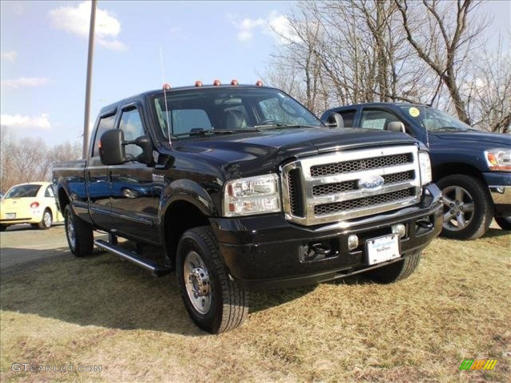 2005 F250 Super Duty XLT Crew Cab 4x4 - Black / Dark Flint photo #1