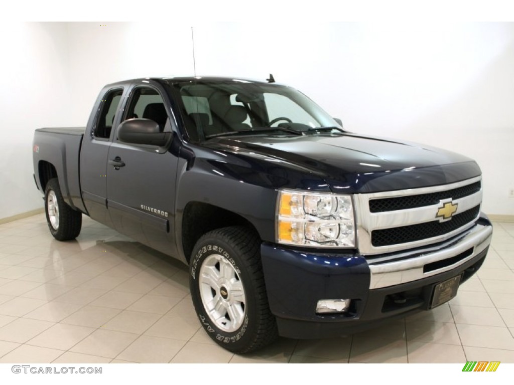 2010 Silverado 1500 LT Extended Cab 4x4 - Imperial Blue Metallic / Ebony photo #1