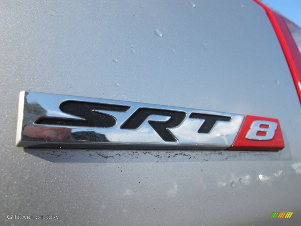 2007 Dodge Magnum SRT-8 Marks and Logos Photos