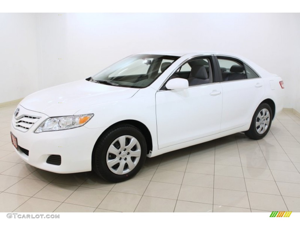 Super White 2010 Toyota Camry LE Exterior Photo #62320254