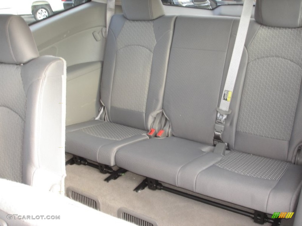 2010 Traverse LT AWD - Silver Ice Metallic / Dark Gray/Light Gray photo #13