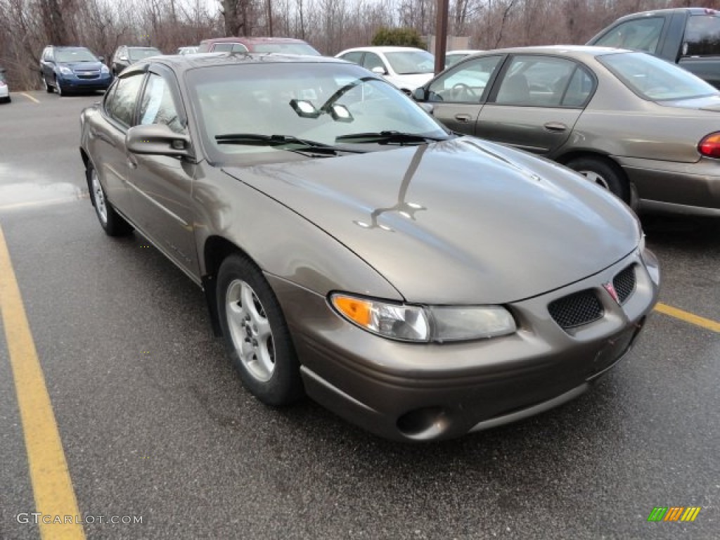 2000 Grand Prix SE Sedan - Dark Bronzemist Metallic / Dark Taupe photo #2