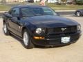 Black - Mustang V6 Coupe Photo No. 3