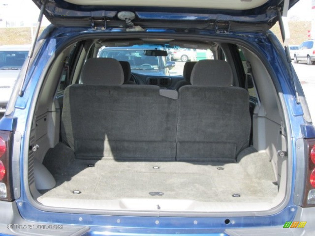 2002 Chevrolet TrailBlazer LS 4x4 Trunk Photos