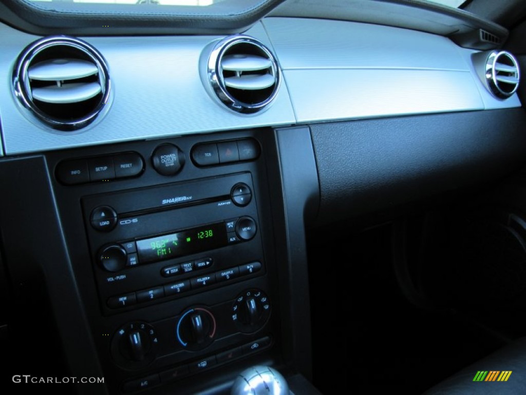 2007 Mustang GT Premium Coupe - Tungsten Grey Metallic / Dark Charcoal photo #16