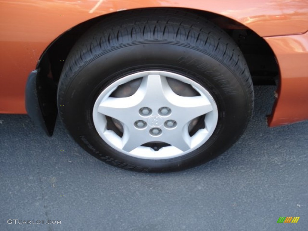 2005 Cavalier Sedan - Sunburst Orange Metallic / Graphite Gray photo #10