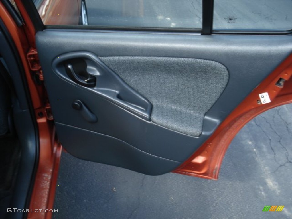 2005 Cavalier Sedan - Sunburst Orange Metallic / Graphite Gray photo #19