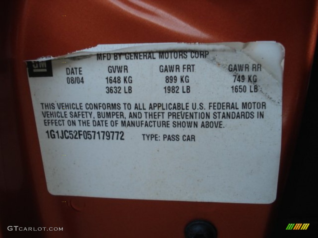 2005 Cavalier Sedan - Sunburst Orange Metallic / Graphite Gray photo #25