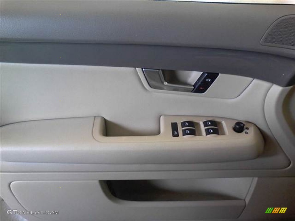 2004 A4 1.8T quattro Sedan - Champagne Metallic / Beige photo #12