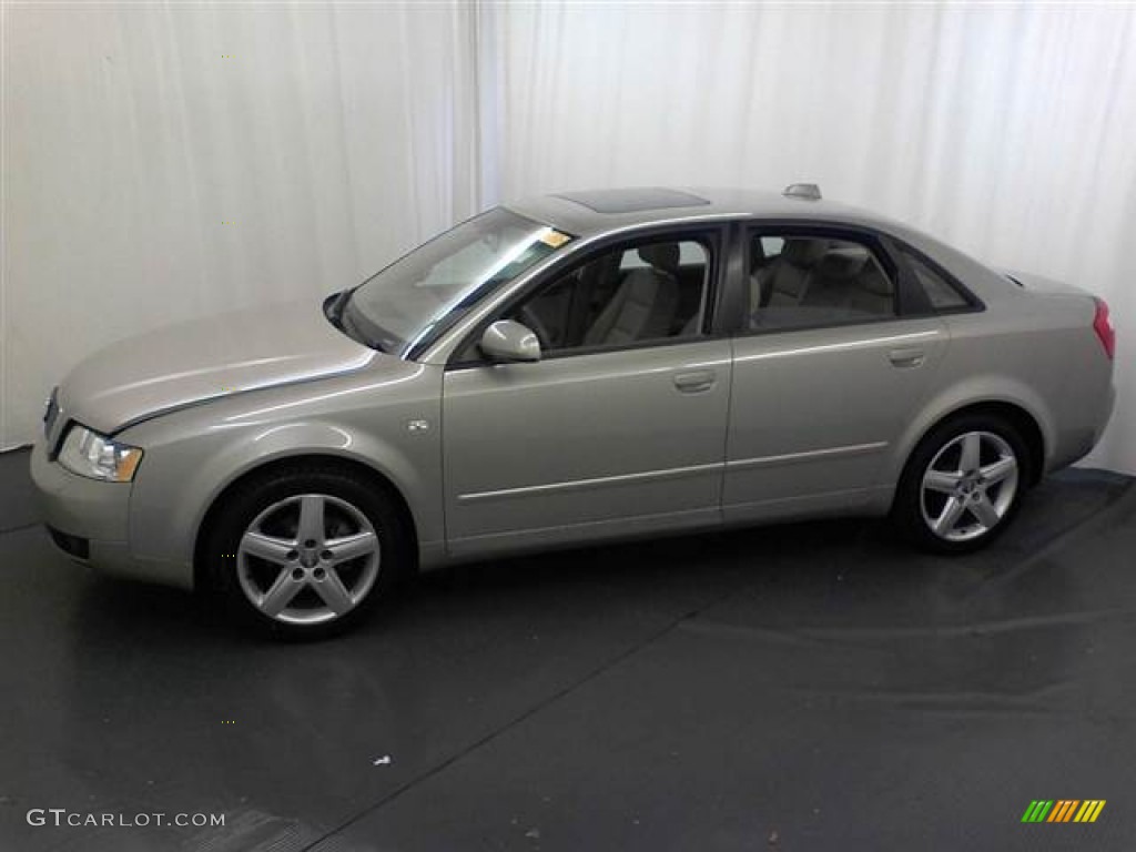 2004 A4 1.8T quattro Sedan - Champagne Metallic / Beige photo #18